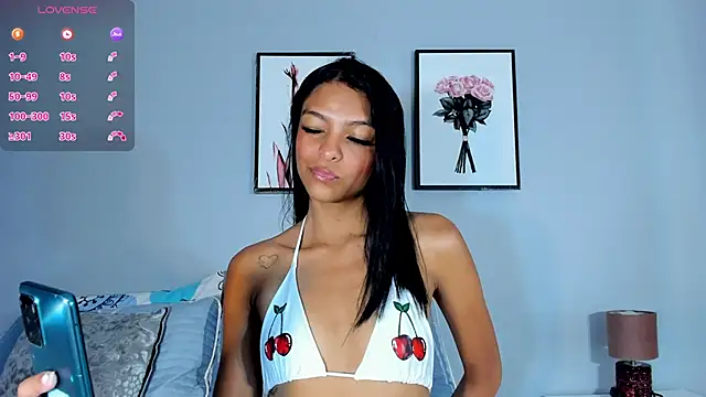 Snapshot of Miaa_ZZ chatting on May 14, 2026, 12:23 pm Miaa ZZ online show from May 14, 2026, 12:23 pm