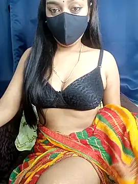 Snapshot of Menaxi_Baby7 chatting on May 19, 2026, 6:53 am Menaxi Baby7 online show from May 19, 2026, 6:53 am