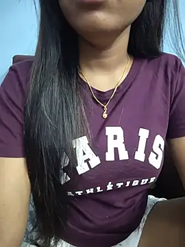 Snapshot of Menaxi_Baby7 chatting on July 16, 2026, 8:15 pm Menaxi Baby7 online show from July 16, 2026, 8:15 pm