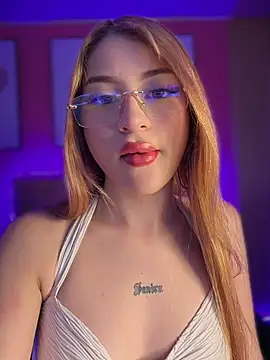 Jessy Queen online show from May 4, 2026, 8:49 pm