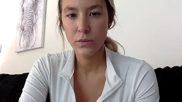 Snapshot of Misss_alyssaaa chatting on May 19, 2026, 3:07 pm Misss alyssaaa online show from May 19, 2026, 3:07 pm