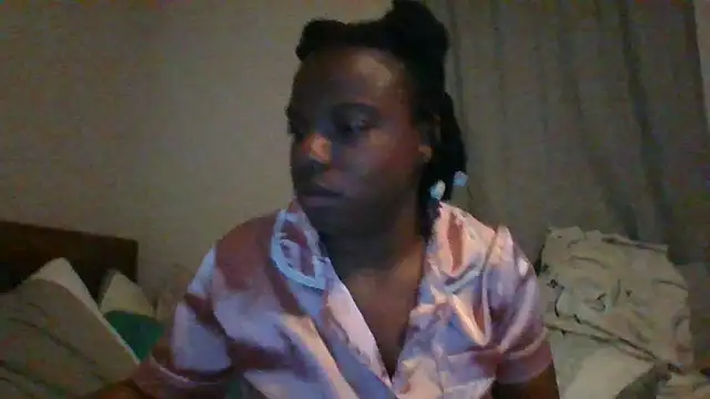Snapshot of princesselizabeth chatting on May 7, 2026, 1:55 am princesselizabeth online show from May 7, 2026, 1:55 am