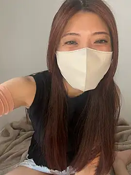 Erika  xx online show from June 22, 2026, 4:09 am