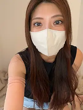 Erika  xx online show from July 7, 2026, 5:43 am
