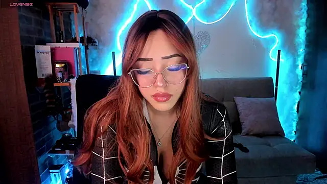 liz martins1 online show from May 14, 2026, 2:07 am