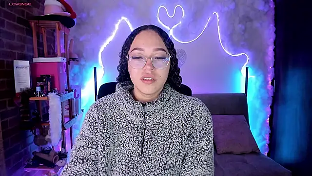 liz martins1 online show from May 28, 2026, 2:09 am