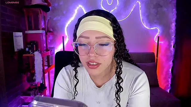 liz martins1 online show from June 2, 2026, 2:24 am