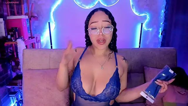 liz martins1 online show from June 3, 2026, 1:52 am