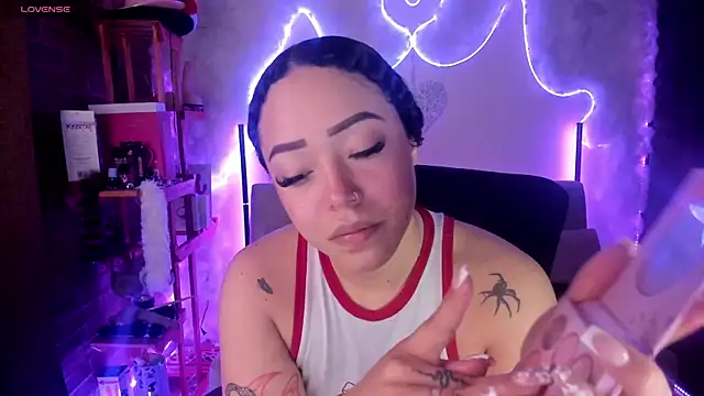 liz martins1 online show from June 9, 2026, 2:12 am
