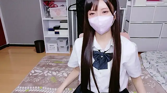 hina mochi online show from July 6, 2026, 12:35 pm