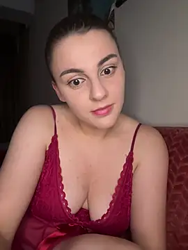 Snapshot of ema-emanuela chatting on July 6, 2026, 9:50 pm ema-emanuela online show from July 6, 2026, 9:50 pm