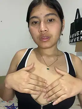 Xaannder online show from June 12, 2026, 1:37 am