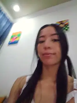 Snapshot of SAMY_AND_FRIENDSS chatting on May 13, 2026, 10:23 am SAMY AND FRIENDSS online show from May 13, 2026, 10:23 am