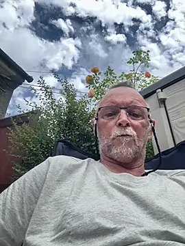 Moonraker64 online show from July 28, 2026, 12:23 pm