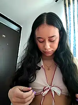 Snapshot of L0lita_Emi12 chatting on July 2, 2026, 2:23 pm L0lita Emi12 online show from July 2, 2026, 2:23 pm