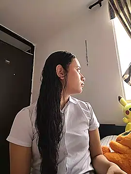 Snapshot of L0lita_Emi12 chatting on July 5, 2026, 6:37 pm L0lita Emi12 online show from July 5, 2026, 6:37 pm