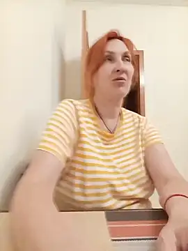 Snapshot of Bel_Nell chatting on June 24, 2026, 6:18 pm Bel Nell online show from June 24, 2026, 6:18 pm
