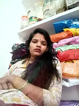 Snapshot of Student_garl_1 chatting on May 6, 2026, 2:51 am Student garl 1 online show from May 6, 2026, 2:51 am
