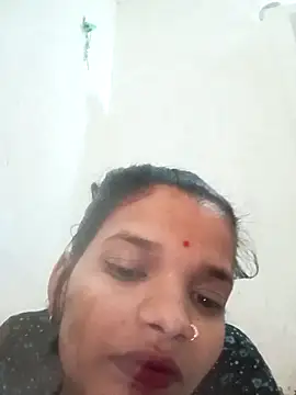 Snapshot of Student_garl_1 chatting on May 9, 2026, 6:07 am Student garl 1 online show from May 9, 2026, 6:07 am