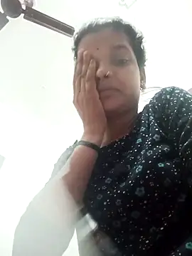 Snapshot of Student_garl_1 chatting on May 21, 2026, 11:56 pm Student garl 1 online show from May 21, 2026, 11:56 pm