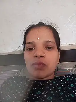 Snapshot of Student_garl_1 chatting on May 30, 2026, 11:07 am Student garl 1 online show from May 30, 2026, 11:07 am