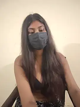 Snapshot of RAGNI-Love chatting on July 10, 2026, 6:07 am RAGNI-Love online show from July 10, 2026, 6:07 am