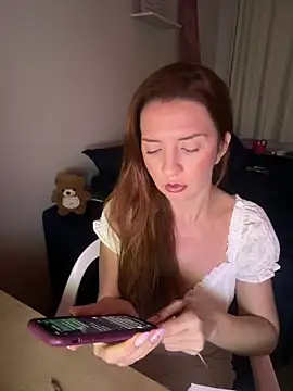 therealgingerr online show from June 4, 2026, 2:28 am