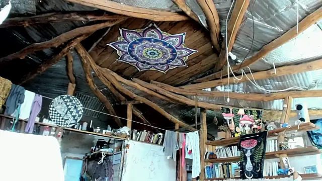 Snapshot of wildforestmuse_ chatting on July 26, 2026, 6:32 am wildforestmuse online show from July 26, 2026, 6:32 am