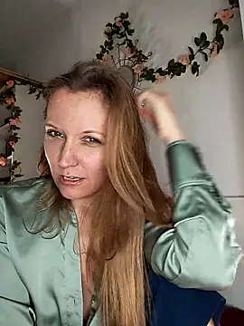 Candy Cougar online show from May 11, 2026, 7:03 am