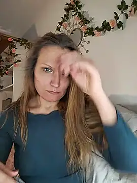 Candy Cougar online show from June 4, 2026, 7:14 am