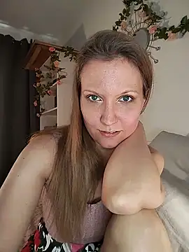 Candy Cougar online show from June 5, 2026, 6:52 am