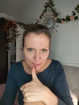 Candy Cougar online show from June 6, 2026, 6:51 am