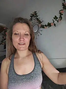 Candy Cougar online show from June 20, 2026, 7:00 am