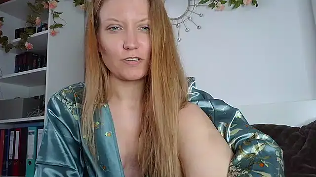 Candy Cougar online show from July 19, 2026, 6:39 am