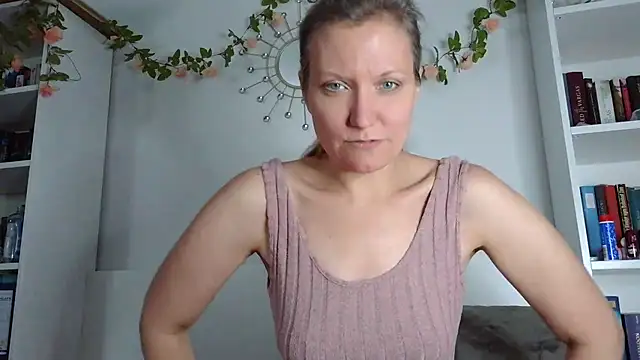 Candy Cougar online show from July 26, 2026, 6:54 am