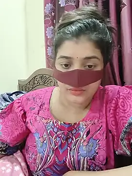 Snapshot of Joya-02 chatting on May 27, 2026, 6:16 pm Joya-02 online show from May 27, 2026, 6:16 pm