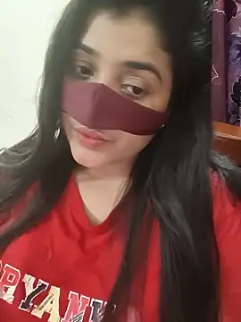 Snapshot of Joya-02 chatting on May 29, 2026, 10:08 pm Joya-02 online show from May 29, 2026, 10:08 pm