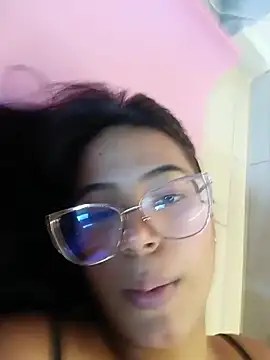 Raven stonee01 online show from May 16, 2026, 12:18 am