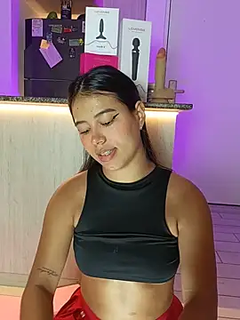Raven stonee01 online show from May 17, 2026, 10:28 pm