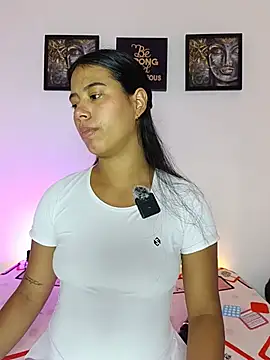 Raven stonee01 online show from June 5, 2026, 1:34 am