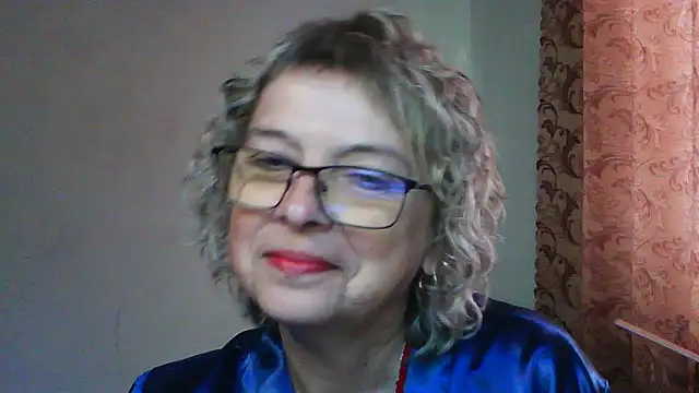 Snapshot of ElizabethGorden chatting on June 14, 2026, 4:14 am ElizabethGorden online show from June 14, 2026, 4:14 am