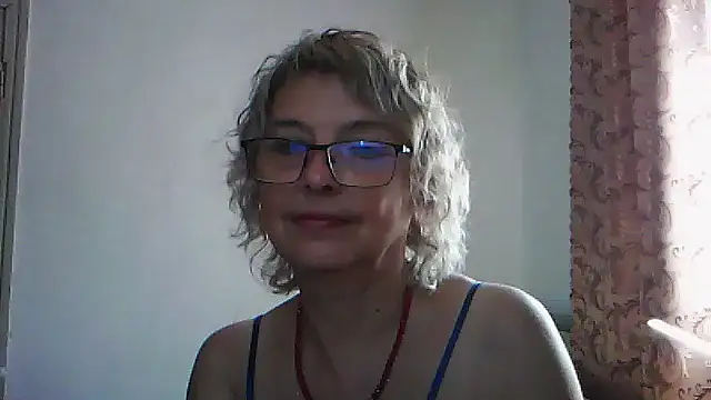 Snapshot of ElizabethGorden chatting on July 13, 2026, 6:38 am ElizabethGorden online show from July 13, 2026, 6:38 am