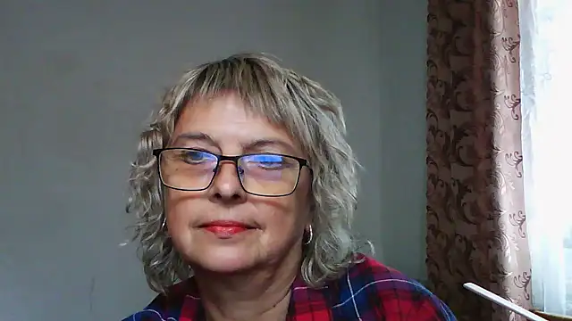 Snapshot of ElizabethGorden chatting on July 28, 2026, 11:17 am ElizabethGorden online show from July 28, 2026, 11:17 am