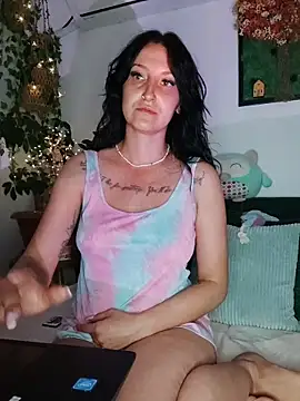 Goddessm00n1 online show from July 25, 2026, 7:11 pm
