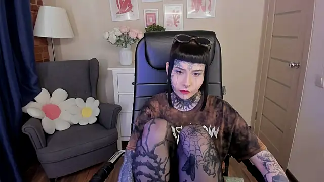 Bloood  Mary online show from June 19, 2026, 11:36 am