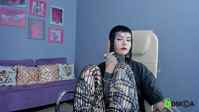 Snapshot of Bloood__Mary chatting on July 22, 2026, 8:44 pm Bloood Mary online show from July 22, 2026, 8:44 pm