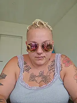 Snapshot of Lady_Peggi chatting on July 8, 2026, 12:31 pm Lady Peggi online show from July 8, 2026, 12:31 pm