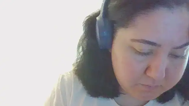 Snapshot of IsabellaJacobs chatting on June 5, 2026, 9:15 am IsabellaJacobs online show from June 5, 2026, 9:15 am