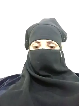 Snapshot of hiba44 chatting on May 11, 2026, 7:47 am hiba44 online show from May 11, 2026, 7:47 am