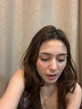 Lilywant online show from June 3, 2026, 3:39 pm